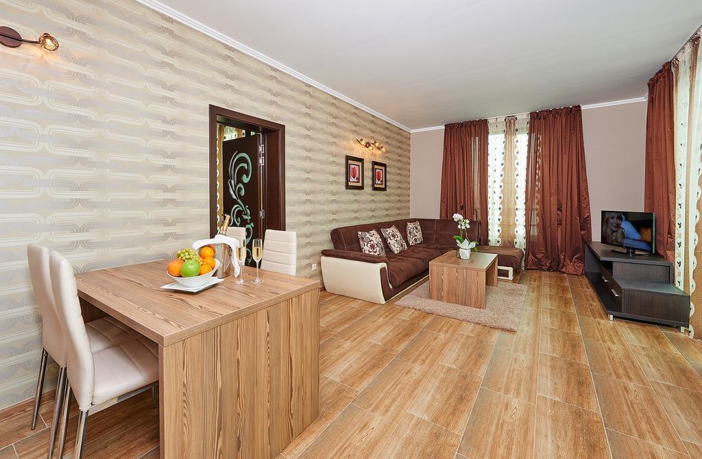 Central Plaza Hotel Pomorie Exterior foto