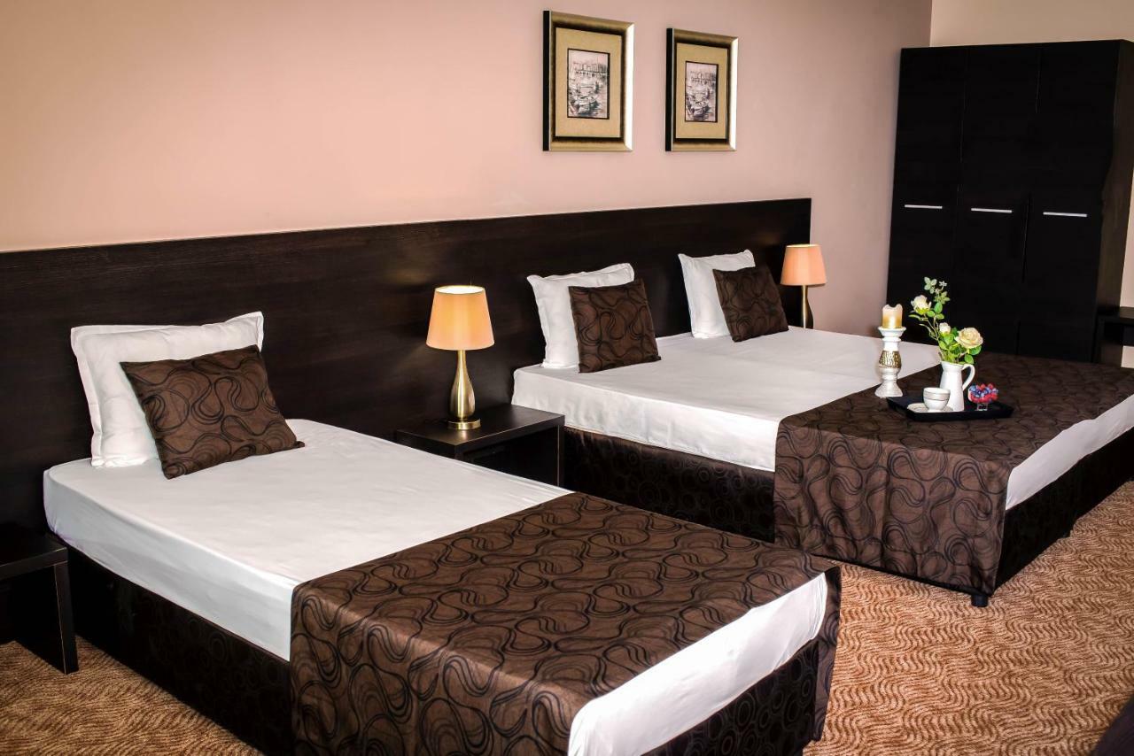 Central Plaza Hotel Pomorie Exterior foto